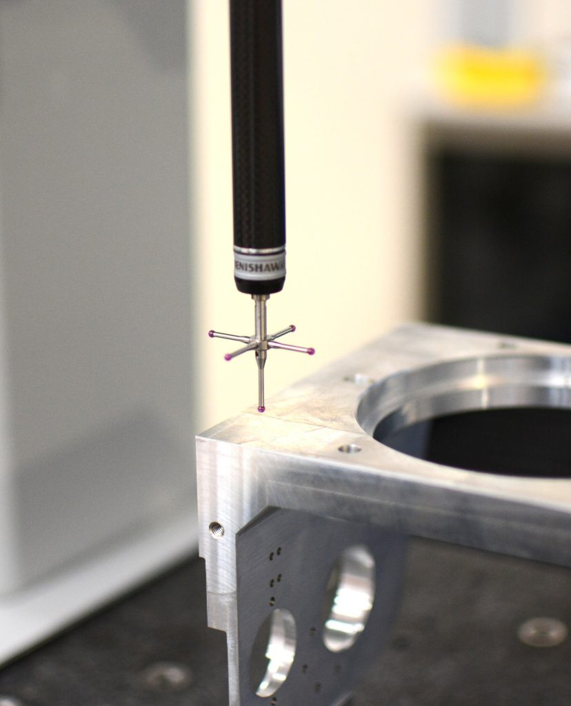 Esempio di tastatura CMM su un componente metallico